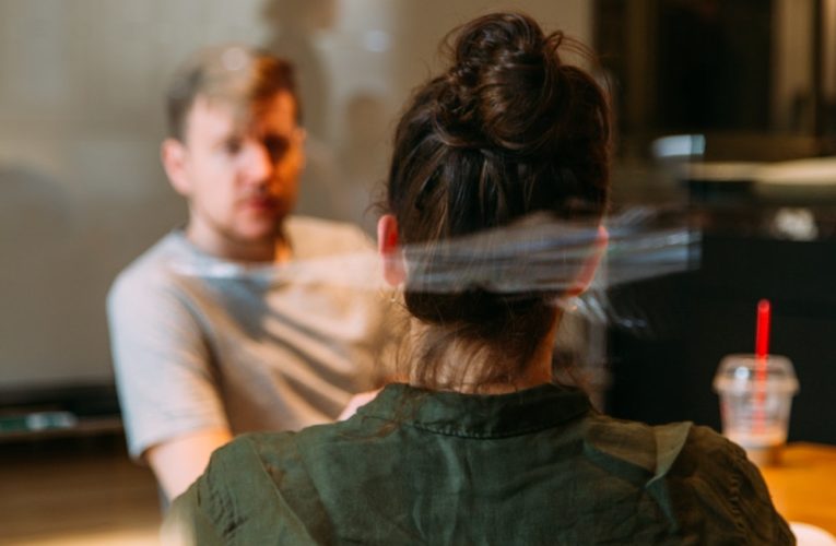 Ponder: 3 WAYS TO TELL IF SOMEONE CARES FOR YOU
