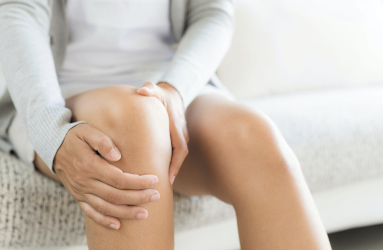 Ponder What Causes Sudden Knee Pain without Injury?