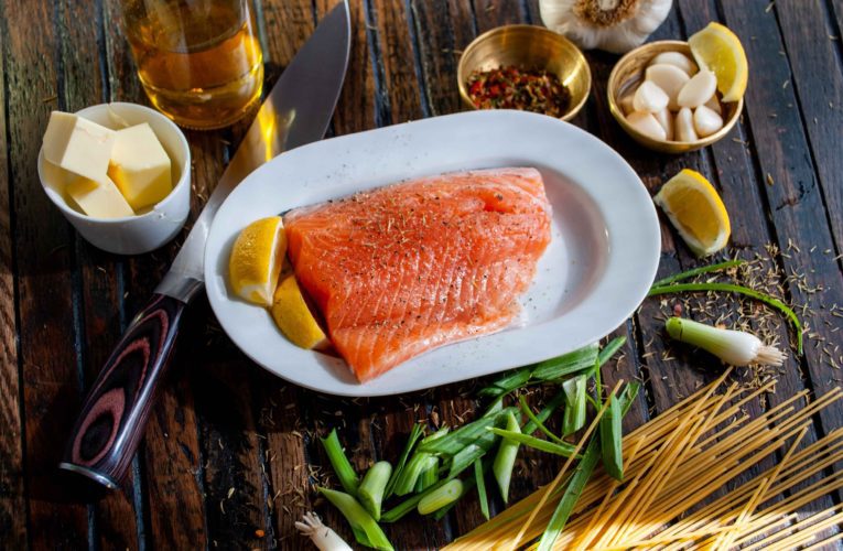Nutrition and Mental Health in Ponder: Eat Plenty of Fat